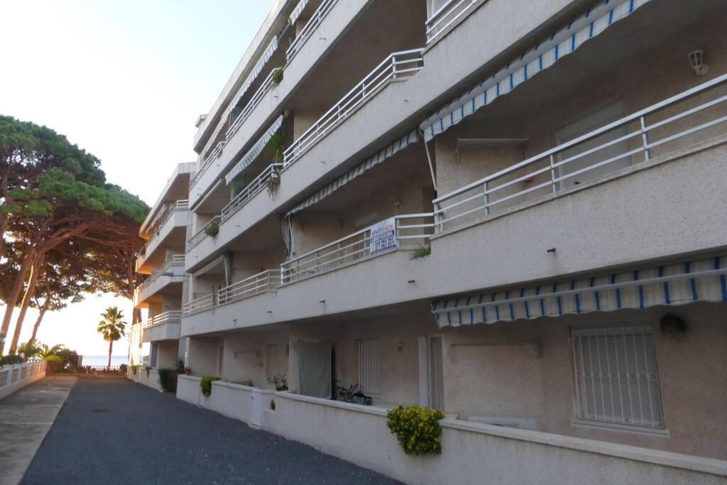 Apartamento A 1ª Linea De Mar, Vilafortuny Cambrils Dış mekan fotoğraf