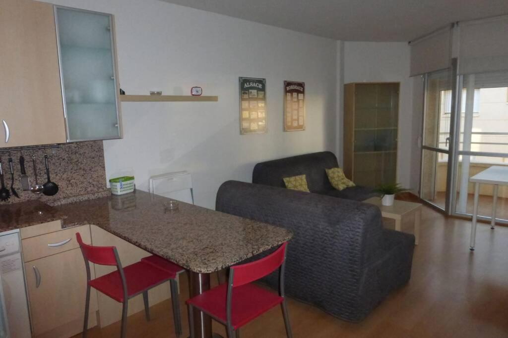 Apartamento A 1ª Linea De Mar, Vilafortuny Cambrils Dış mekan fotoğraf